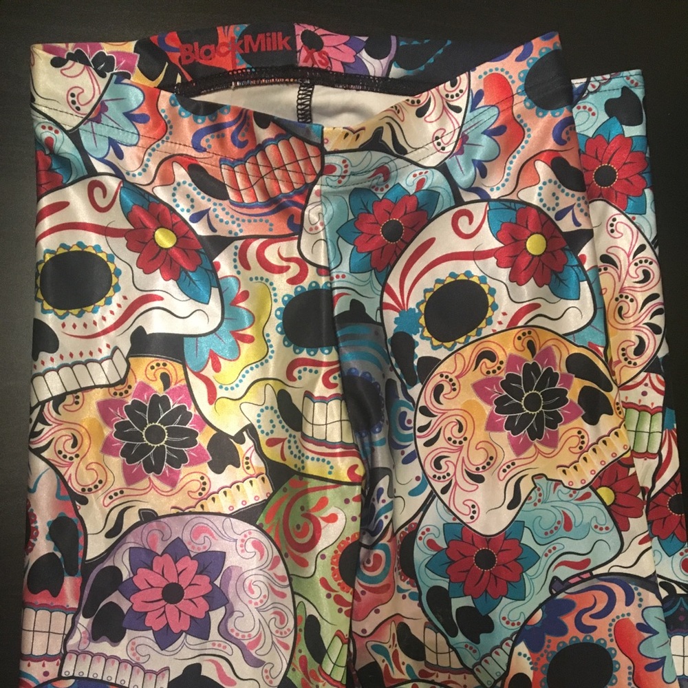 Blackmilk sugar skull leggings